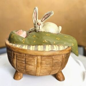 Williraye Studio Nativity WW2619 Retired baby Jesus in manger